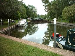 river avon lock